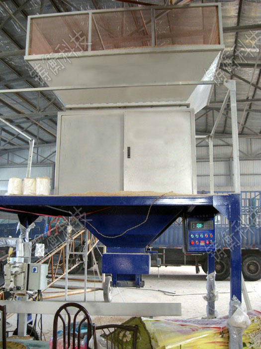 粉末噸袋包裝機(jī)